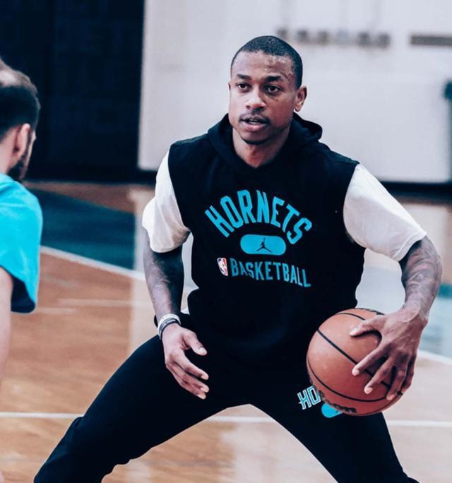 而当我们谈 而当我们谈